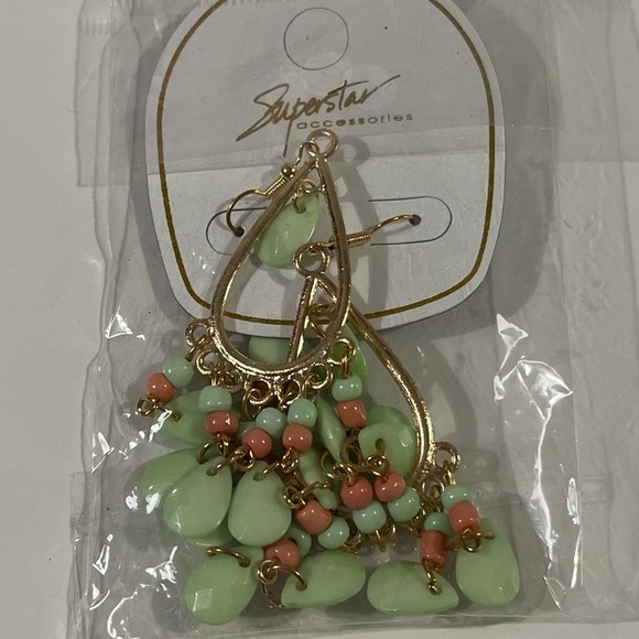 NWT Superstar Gold and Green Dangle Earrings - Picture 2 of 5